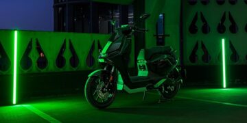 FQiX x Razer Special Edition: NIU e Razer anunciam parceria